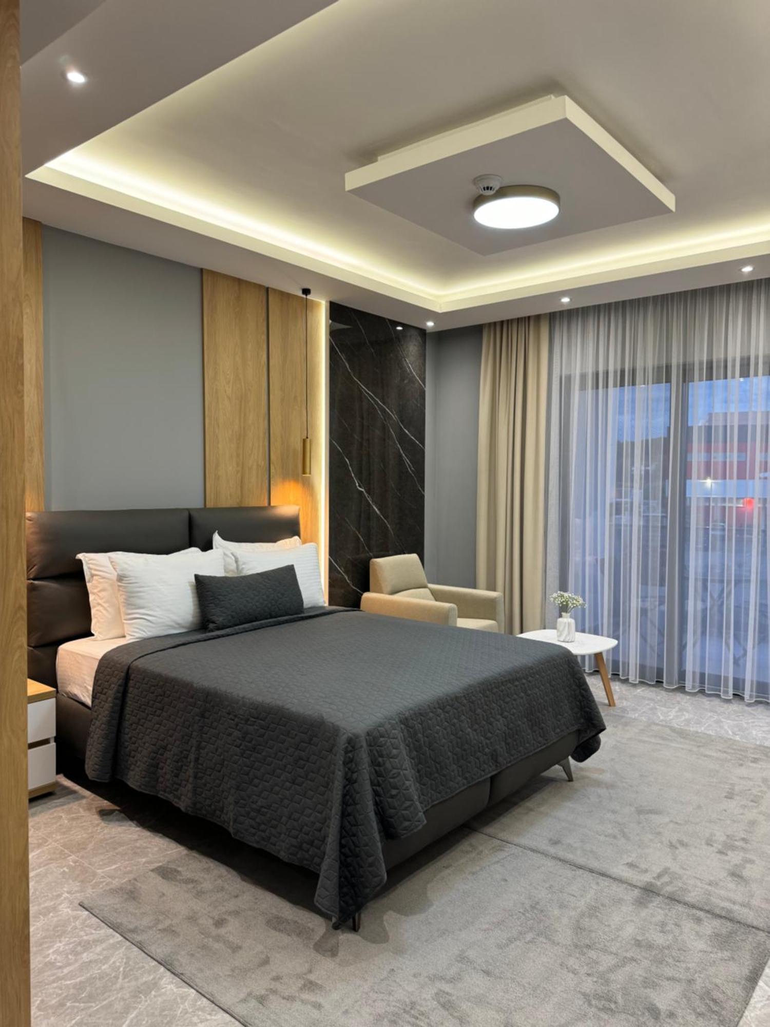 Hotel Maraj ウルツィニ エクステリア 写真